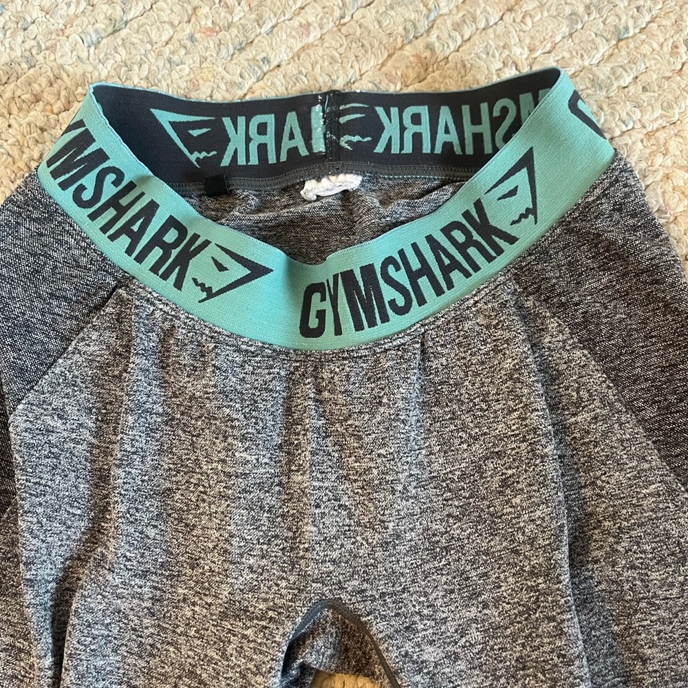Gym shake leggings